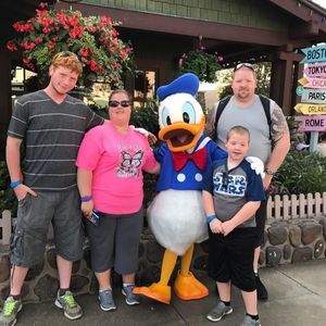 Meet your Posher, Crystal